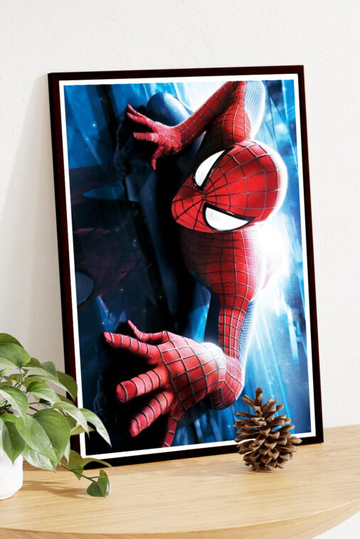 Spiderman Movie Poster Close Up Poster Marvel Collection - Image 4
